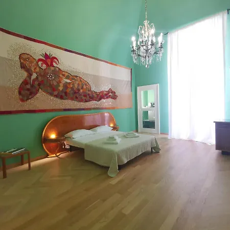 Speciale Tarshito Guesthouse Bari Exterior photo