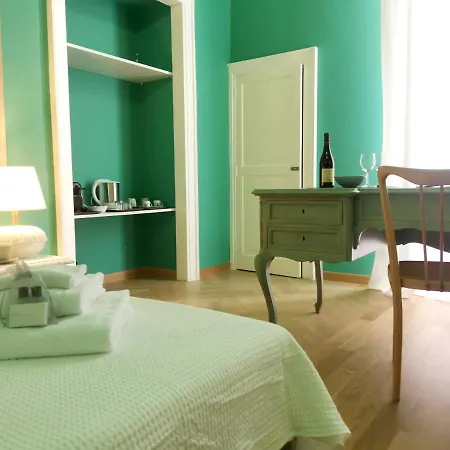 Speciale Tarshito Guesthouse Bari Exterior photo