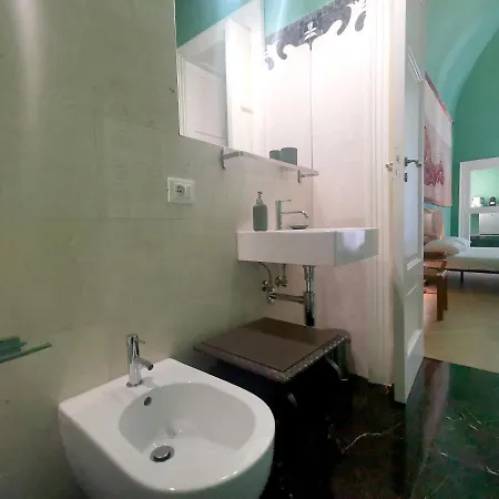 Speciale Tarshito Guesthouse Bari Exterior photo