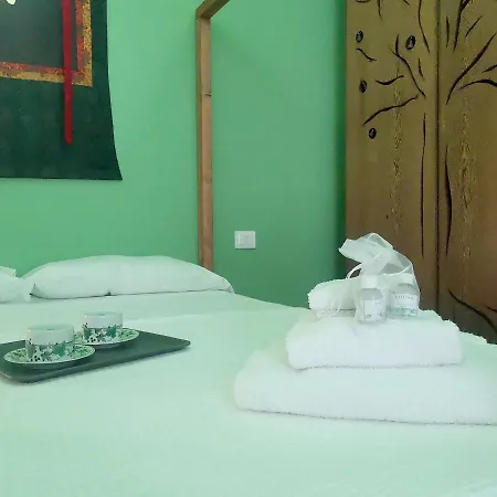 Speciale Tarshito Guesthouse Bari Exterior photo